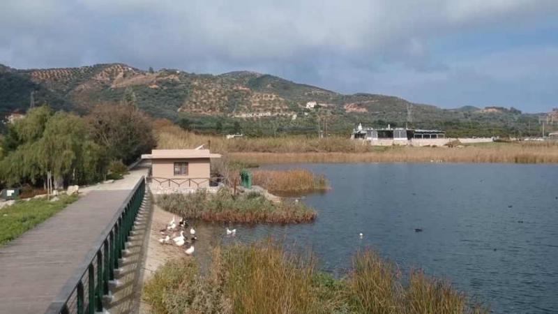 Χανιά: Ανάδειξη και προστασία του οικοτόπου της λίμνης Αγιάς