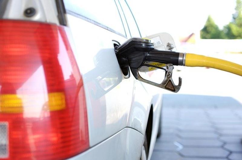 Ανοικτή για όλα τα ΑΦΜ η ηλεκτρονική πλατφόρμα Fuel Pass για την επιδότηση καυσίμων
