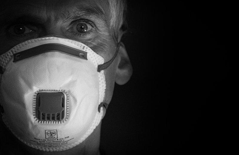 Αυξημένος ο κίνδυνος Covid-19 λόγω μακρόχρονης έκθεσης σε ατμόσφαιρα επιβαρυμένη με ρύπους, επιβεβαιώνει ιταλική έρευνα