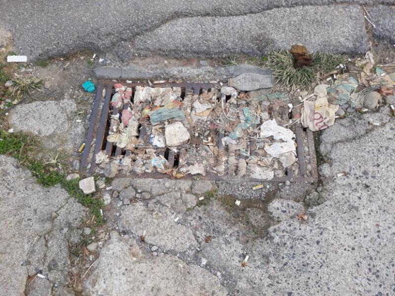 Σε μια δυνατή νεροποντή τι κάνουμε;
