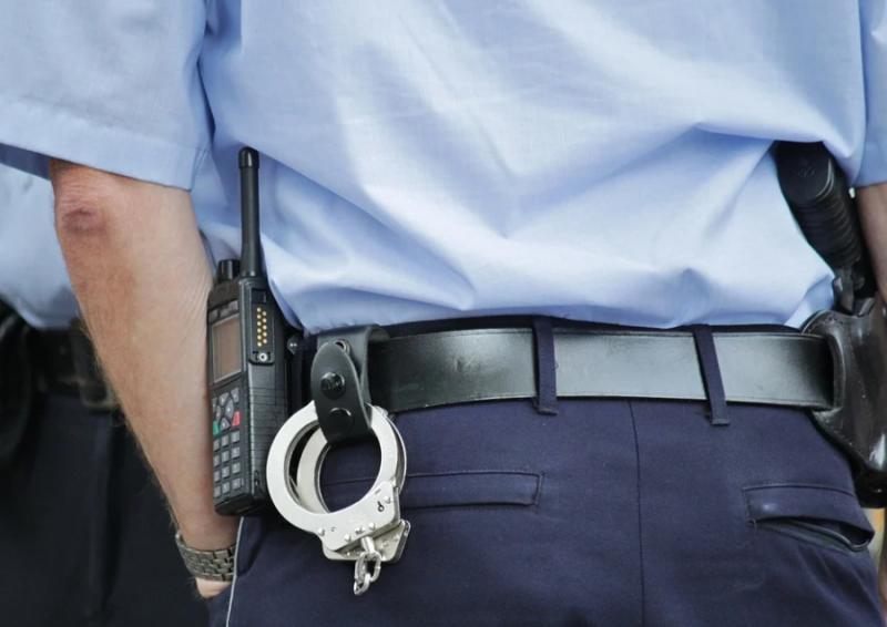 Σύλληψη δύο νεαρών για κατοχή συσκευασιών «αερίου γέλιου» στην Ρόδο