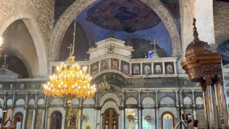 Πρόστιμο 1.500 ευρώ σε δύο ιερείς στη Θεσσαλονίκη για μη τήρηση των μέτρων