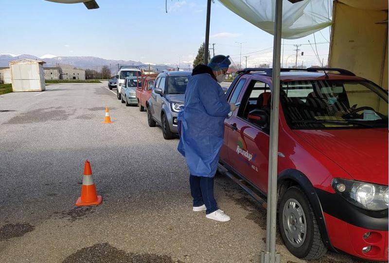 Τι έδειξαν και που τα χθεσινά rapid test μέσα από αυτοκίνητα, σε όλη την Ελλάδα