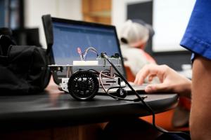 Ο Παγκρήτιος Διαγωνισμός Εκπαιδευτικής Ρομποτικής για μαθητές στο Ρέθυμνο