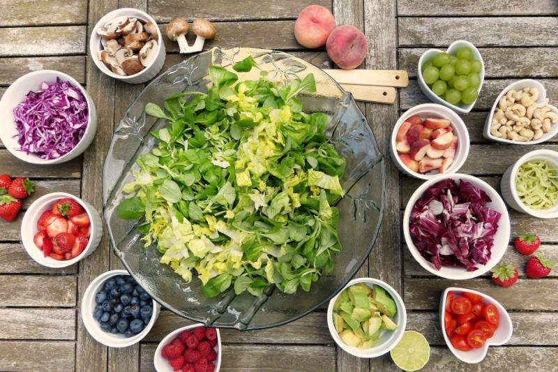 Πυξίδα φαγητού: Πόσο ανθυγιεινή ή υγιεινή είναι η τροφή μας;