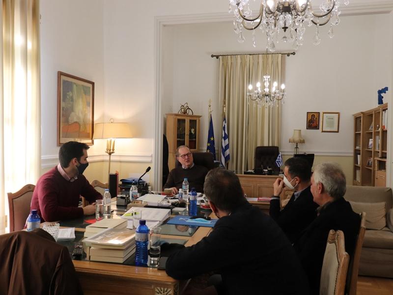 Σύσκεψη για τη συνδρομή της Περιφέρειας Πελοποννήσου στη διαδικασία υλοποίησης της ΣΔΙΤ απορριμμάτων