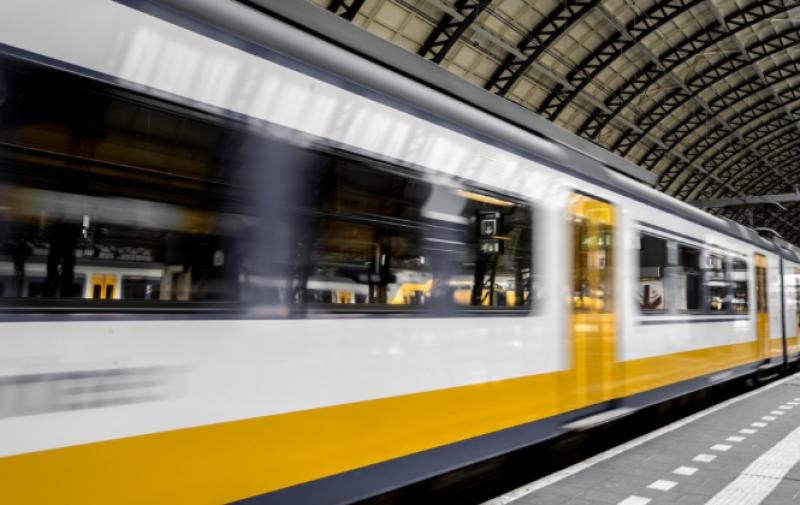 Ελεύθεροι με όρους και υπό επιτήρηση οι δύο ανήλικοι κατηγορούμενοι για τον ξυλοδαρμό του σταθμάρχη