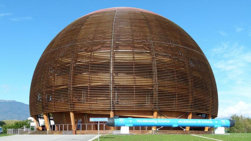 Ενισχύεται η συνεργασία της Ελλάδας με το CERN