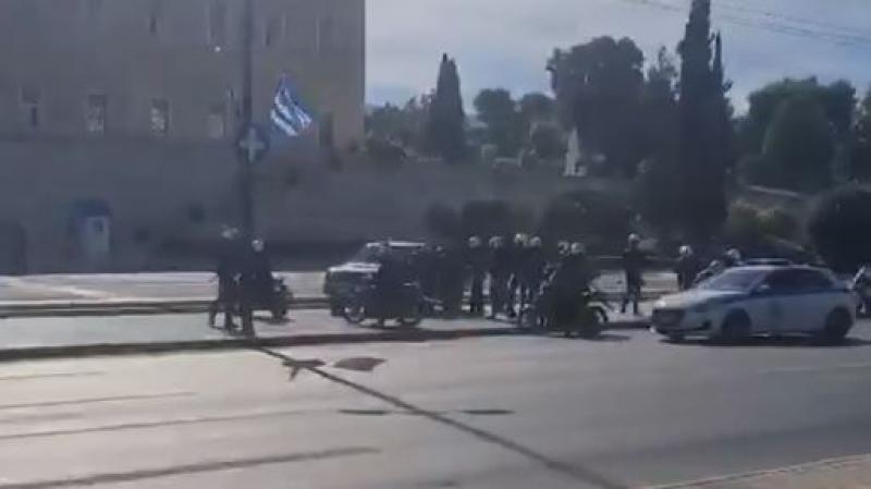 Από τη Μεσσηνία το αγροτικό που αναστάτωσε το κέντρο της Αθήνας - Ο οδηγός συνελήφθη στον Άγνωστο Στρατιώτη