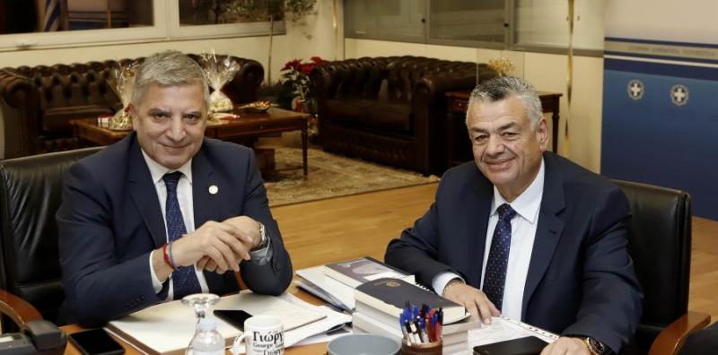 Η εύρυθμη λειτουργία των λαϊκών αγορών στο επίκεντρο της συνάντησης Πατούλη - Μουλιάτου