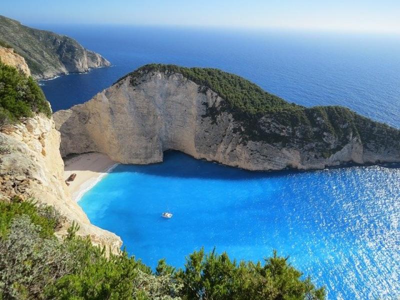 Daily Telegraph: Αισιοδοξία για την εξέλιξη της σεζόν στην Ελλάδα - Ξεχωρίζει τις δέκα πιο εντυπωσιακές μυστικές «γωνιές»