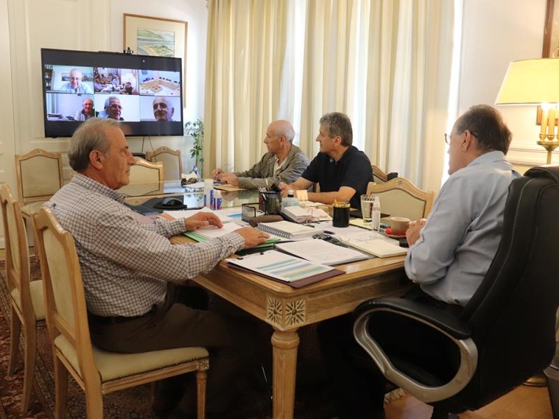 Τηλεδιάσκεψη του περιφερειάρχη Πελοποννήσου με τους γεωπόνους από τις ΔΑΟΚ των Περιφερειακών Ενοτήτων