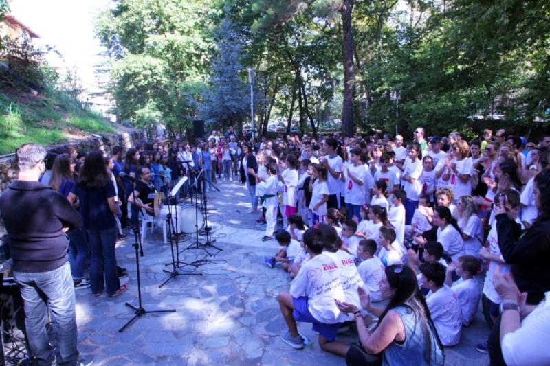 Με μία &quot;Φλόγα της Αγάπης&quot; πραγματοποιήθηκε η 17η Πανελλήνια Λαμπαδηδρομία Αιμοδοτών