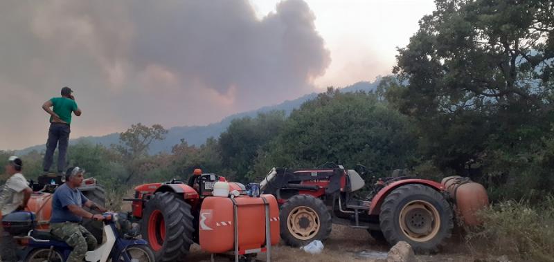 Με τρακτέρ και υδροφόρες στους δρόμους ο Αγροτικός Σύλλογος Χανδρινού