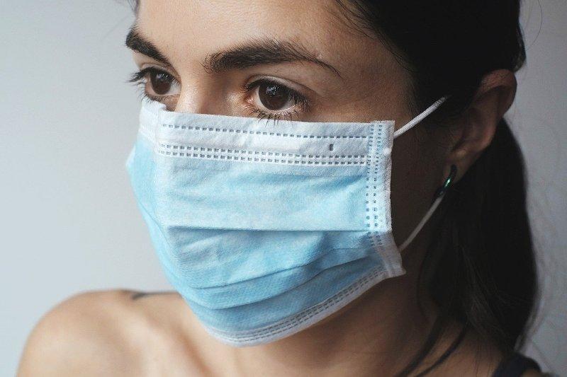 Τα κρούσματα Covid-19 στην Ευρώπη ξεπέρασαν τα 25 εκατομμύρια