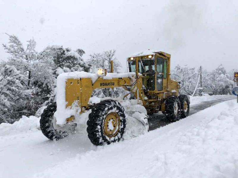 Η κατάσταση που επικρατεί στο οδικό δίκτυο της Περιφέρειας Πελοποννήσου λόγω των χιονοπτώσεων