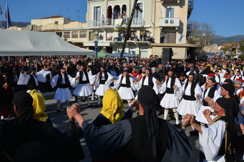 Λαμπρός εορτασμός για την απελευθέρωση της Καλαμάτας (Φωτογραφίες)