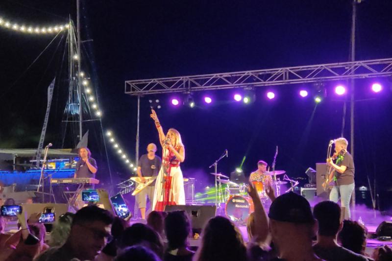 Ανεπανάληπτη η συναυλία των ΜΠΛΕ στην Καλαμάτα