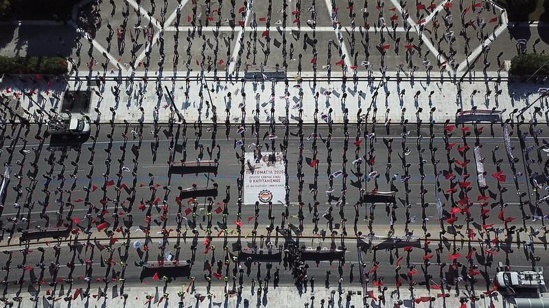Εικόνες από την απεργιακή συγκέντρωση του ΠΑΜΕ την 1η Μάη (Βίντεο - Φωτογραφίες)