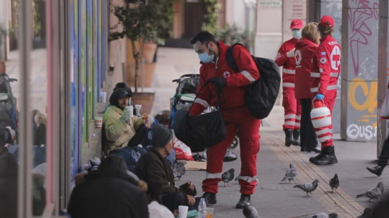 Κορωνοιός: Ο Ελληνικός Ερυθρός Σταυρός σταθερά στο πλευρό των αστέγων