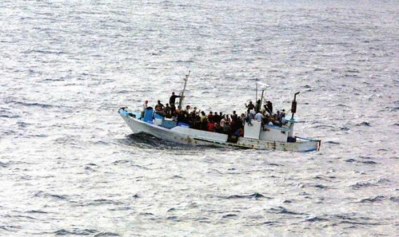 Σε δυσχερή θέση σκάφος βορειοδυτικά της Κυπαρισσίας
