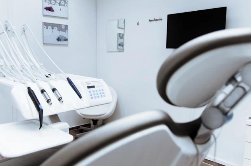 Η Ελληνική Οδοντιατρική Ομοσπονδία ζητά άμεσα μέτρα στήριξης του κλάδου